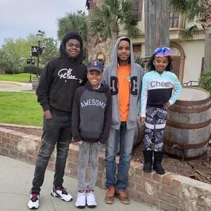 Meet your Posher, Jonathan